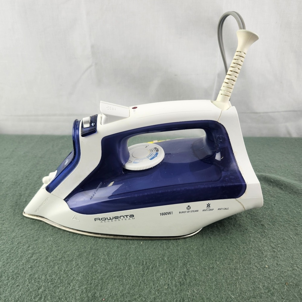 Rowenta DW2170 Accessteam 1600-Watt Steam Iron Stainless Steel Clean Soleplate